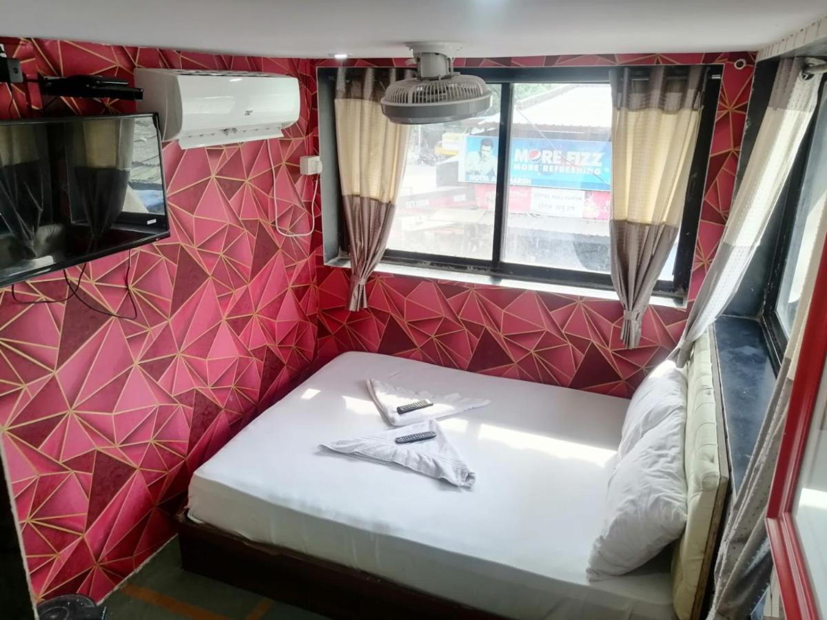 Hotel Kaina Residency Vashi Exteriör bild