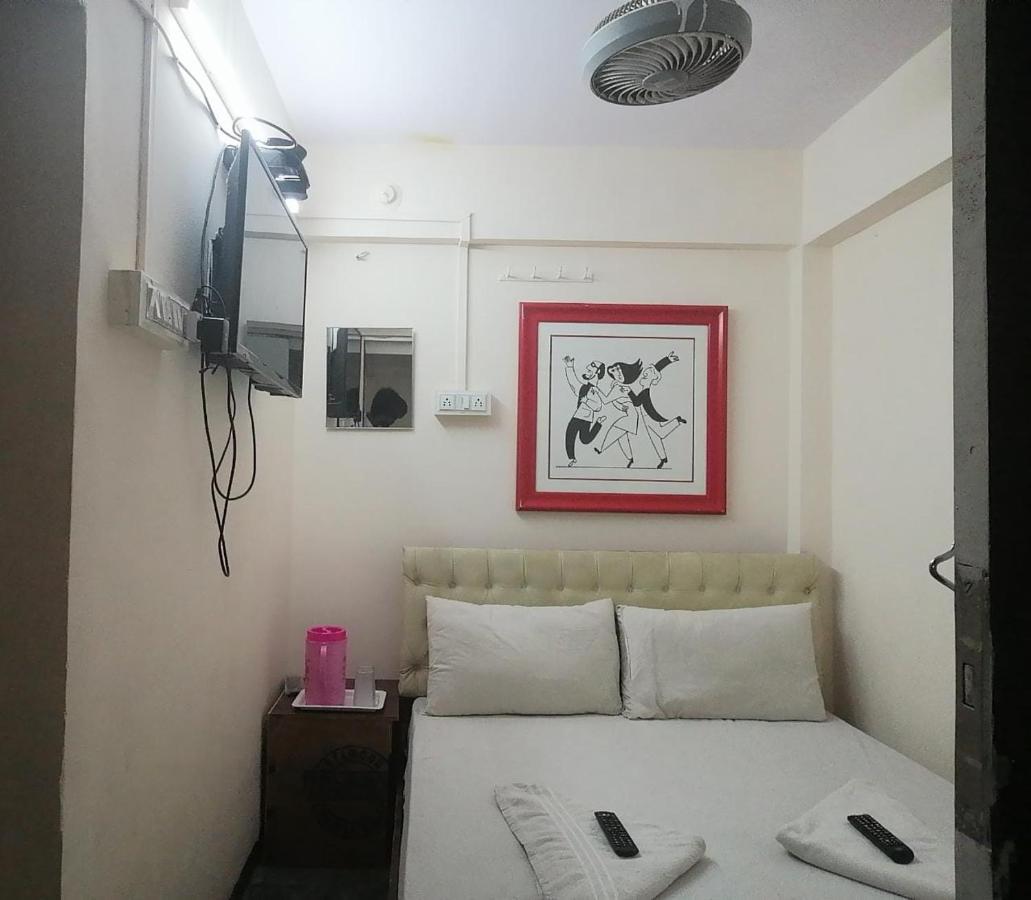 Hotel Kaina Residency Vashi Exteriör bild