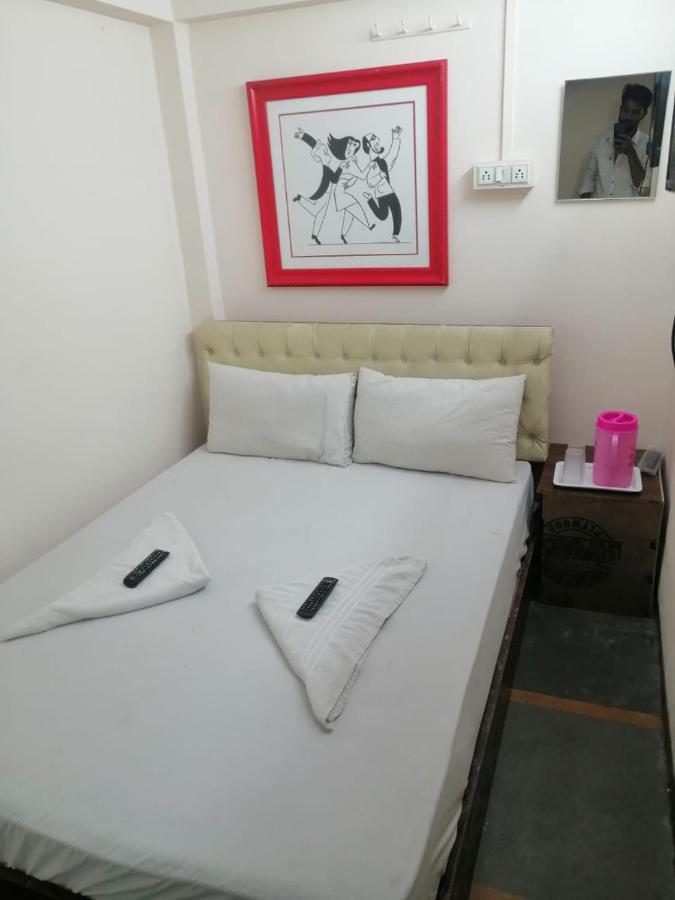 Hotel Kaina Residency Vashi Exteriör bild